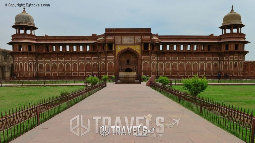 Top 10 Most Beautiful Tourist Places In India 10 top-10-most-beautiful-tourist-places-in-india-Agra-Fort-eytravels