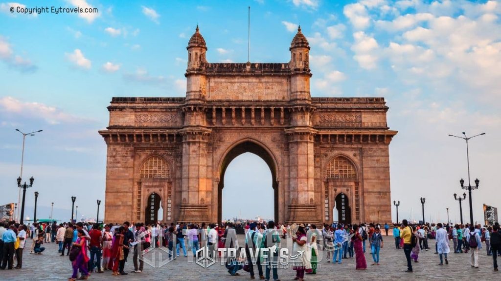 top-10-most-beautiful-tourist-places-in-india-Mumbai-eytravels