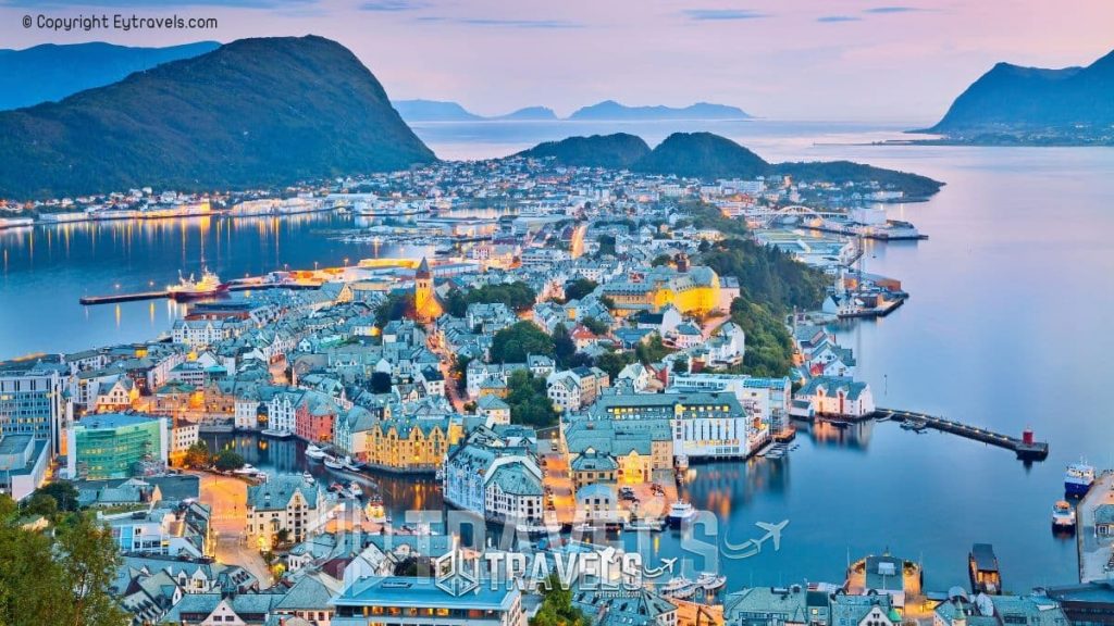 15 Most Beautiful Places In The World That Actually Exist 1 15-most-beautiful-places-in-the-world-norway